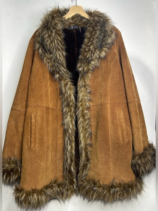 Wilsons Leather Jackets & Blazers - Wilsons Leather Vintage Y2K 90's Pennylane Tan Vegan Fur Lined Jacket Large